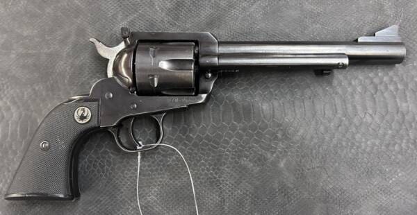 Ruger BlackHawk New Model 44mag