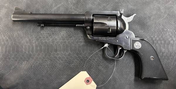 Ruger BlackHawk New Model 44mag - Image 2