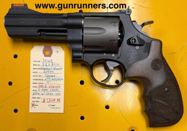 Smith and Wesson 329 PD 44 mag - Image 2