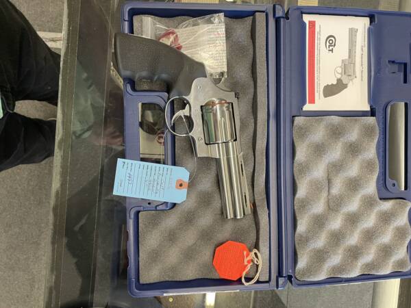Colt Anaconda .44 Magnum - Image 3