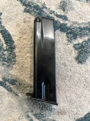Cz 82 83 9x18 Mak factory magazine