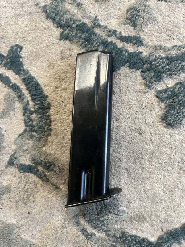 Cz 82 83 9x18 Mak factory magazine - Image 2