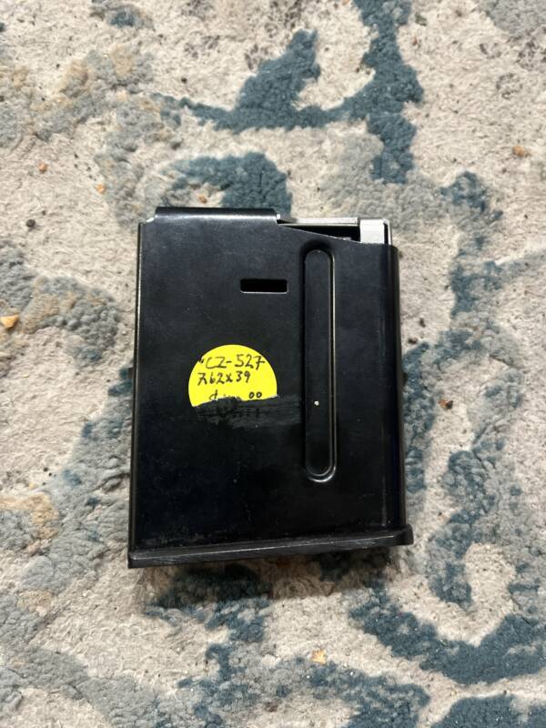 Cz 527 five round factory mag 7.62x39